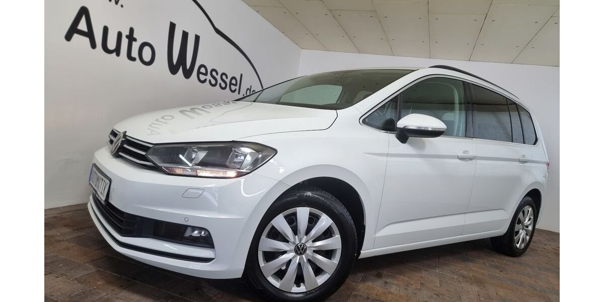 VW Touran 89.900 km 24.990 &euro; Garrel 49681