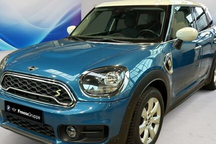 Mini Countryman SE (Cooper) 65.280 km 20.990 &euro; Oldenburg 26125