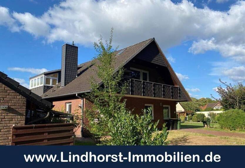 Gemütliche Dachgeschoßwohnung mit großer Loggia direkt in Ganderkesee