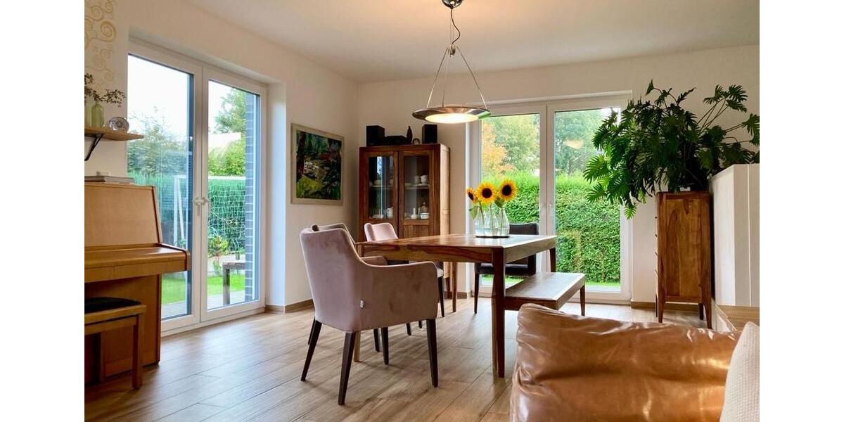 Doppelhaushälfte Oldenburg Kreyenbrück - 5 Zimmer, 134 m&sup2;, 1.790&euro; | Angebot:26615356