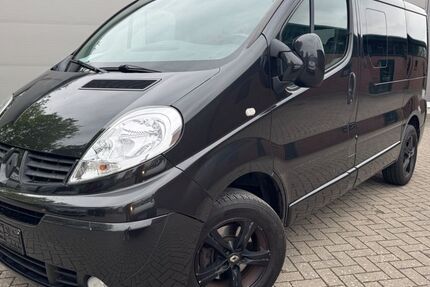Renault Trafic 151.600 km 9.499 &euro; Ganderkesse 27777