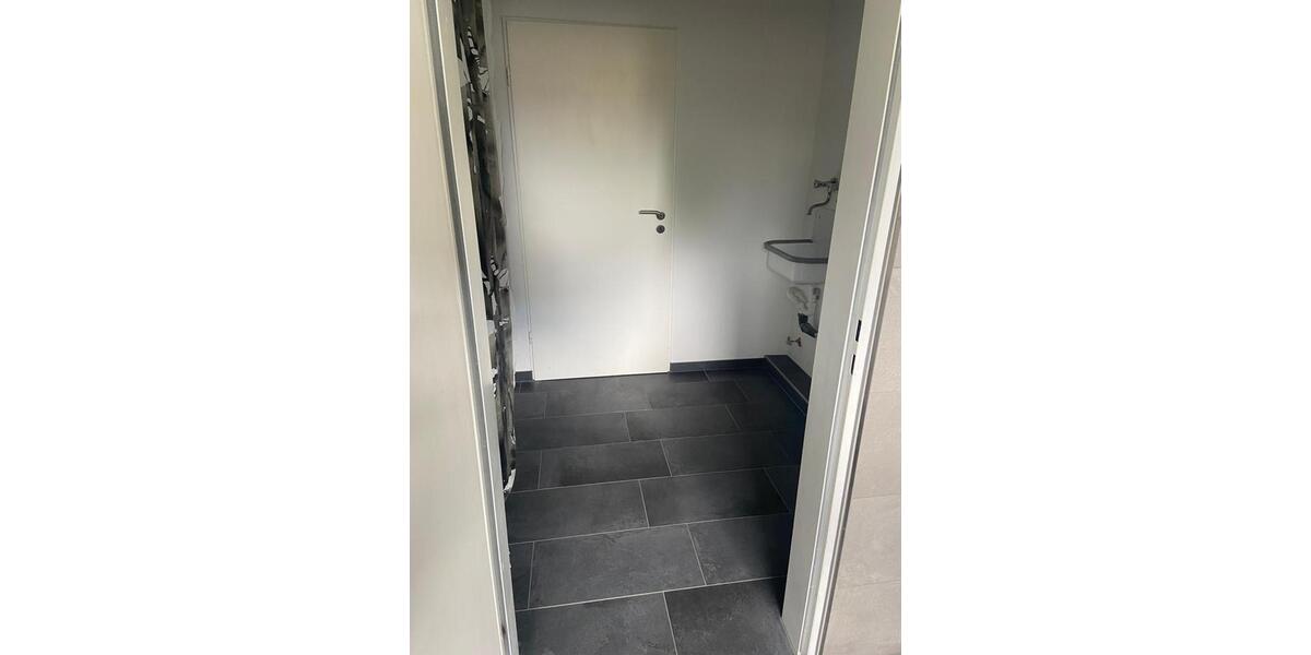 Erdgeschoßwohnung Oldenburg Drielaker-Moor - 3 Zimmer, 100 m&sup2;, 1.000&euro; | Angebot:26323034