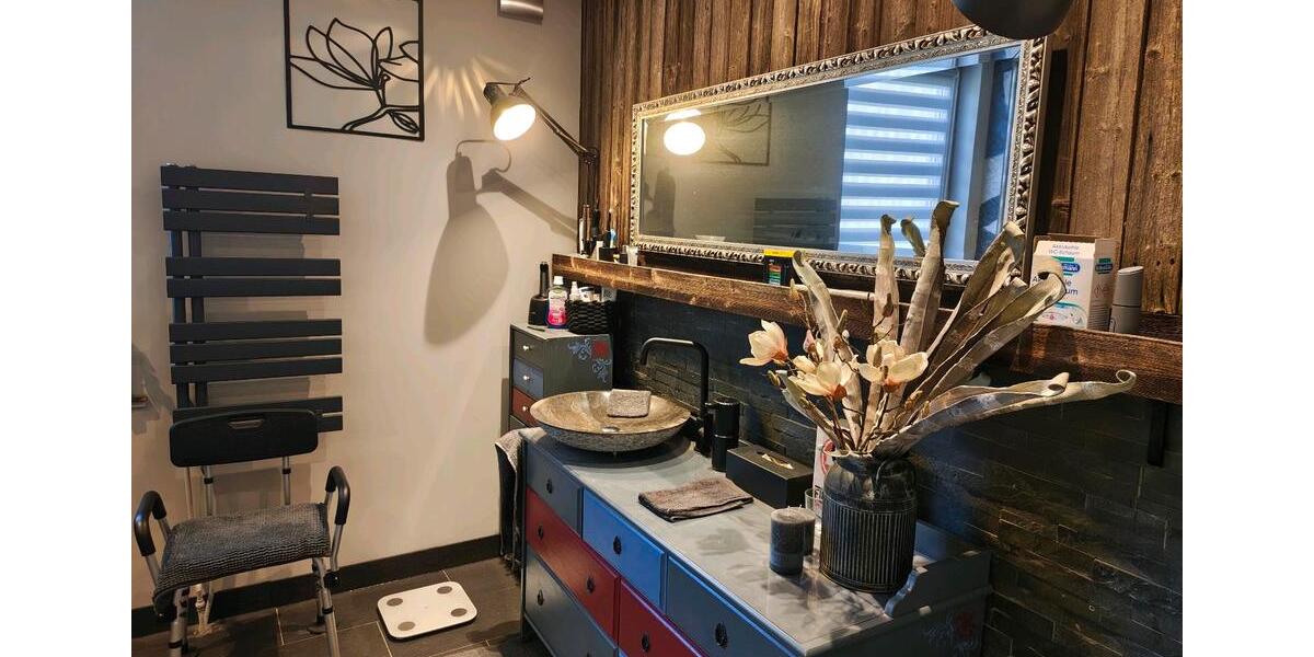 Einfamilienhaus Bösel - 8 Zimmer, 231 m&sup2;, 375.000&euro; | Angebot:26727602
