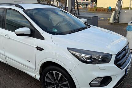 Ford Kuga 90.500 km 16.660 &euro; Delmenhorst 27753