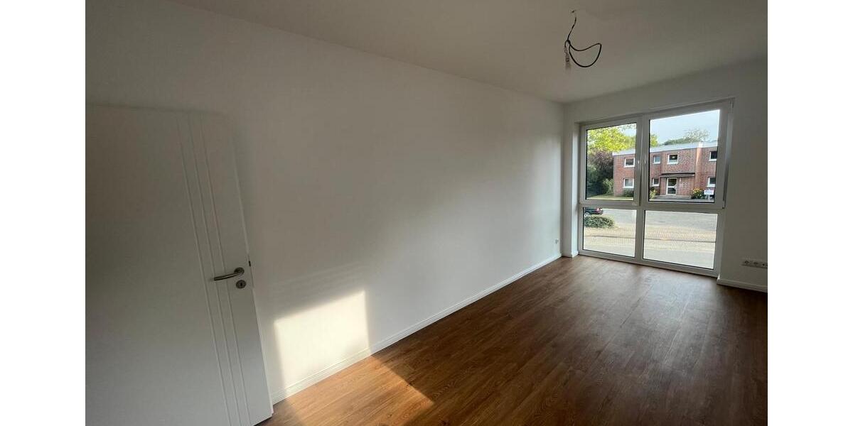 Reihenhaus Oldenburg Etzhorn - 5 Zimmer, 140 m&sup2;, 1.800&euro; | Angebot:25754008