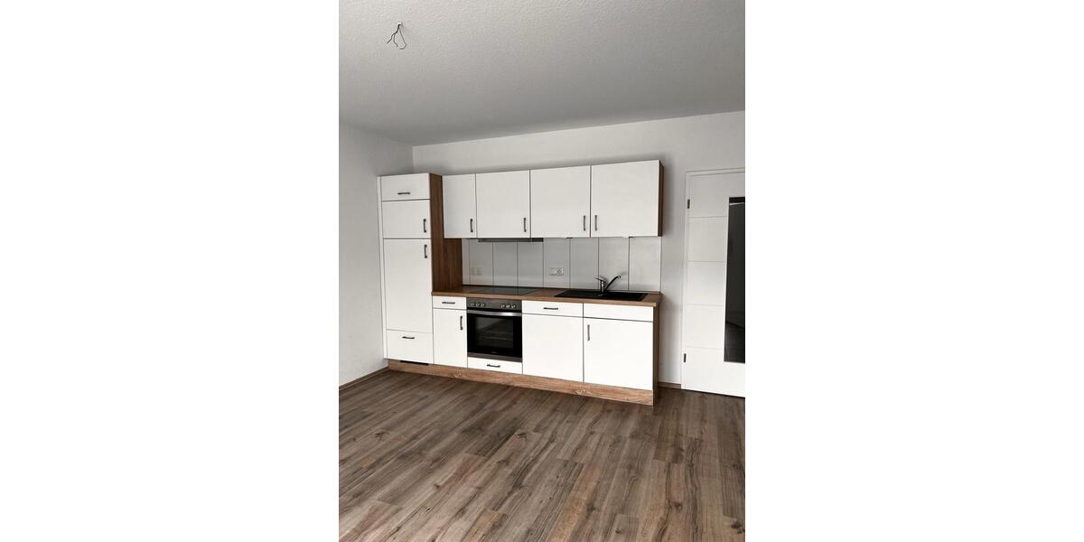 Dachgeschoßwohnung Oldenburg Eversten - 3 Zimmer, 74 m&sup2;, 1.000&euro; | Angebot:24830625