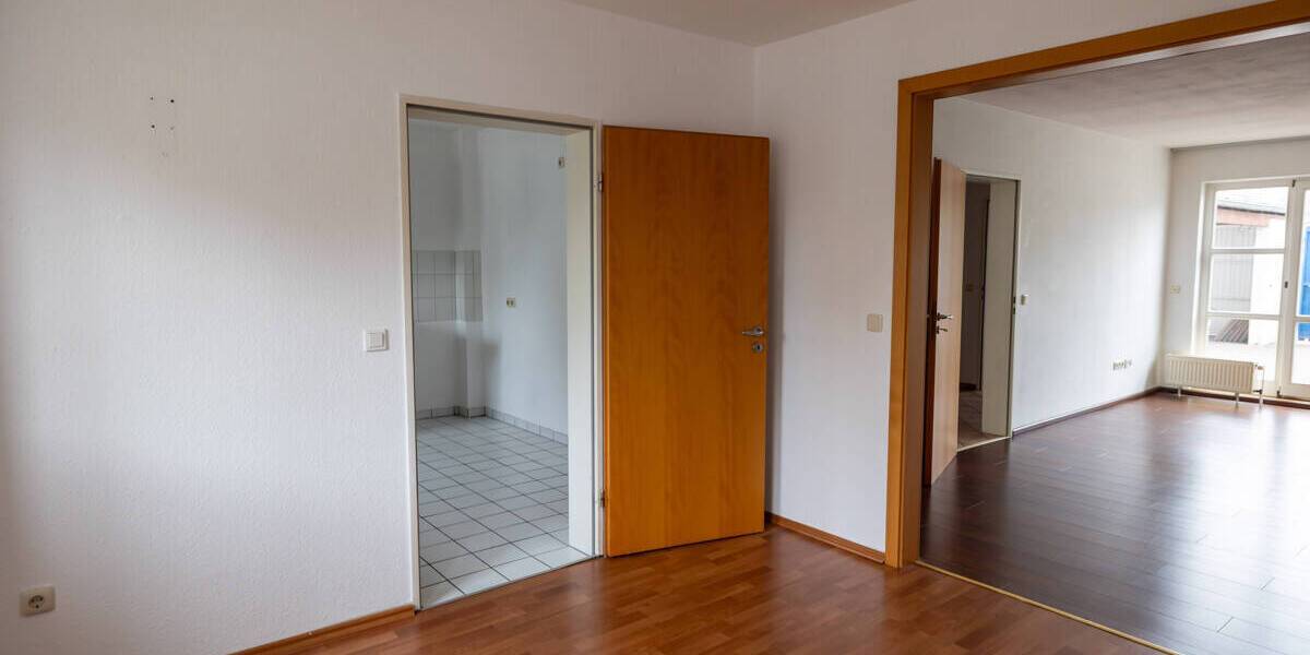 Reihenmittelhaus Delmenhorst Mitte - 5 Zimmer, 108 m&sup2;, 269.000&euro; | Angebot:25737688