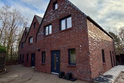 Exklusive Neubau Reihenhäuser nahe dem Klinikum 4.5 zimmer