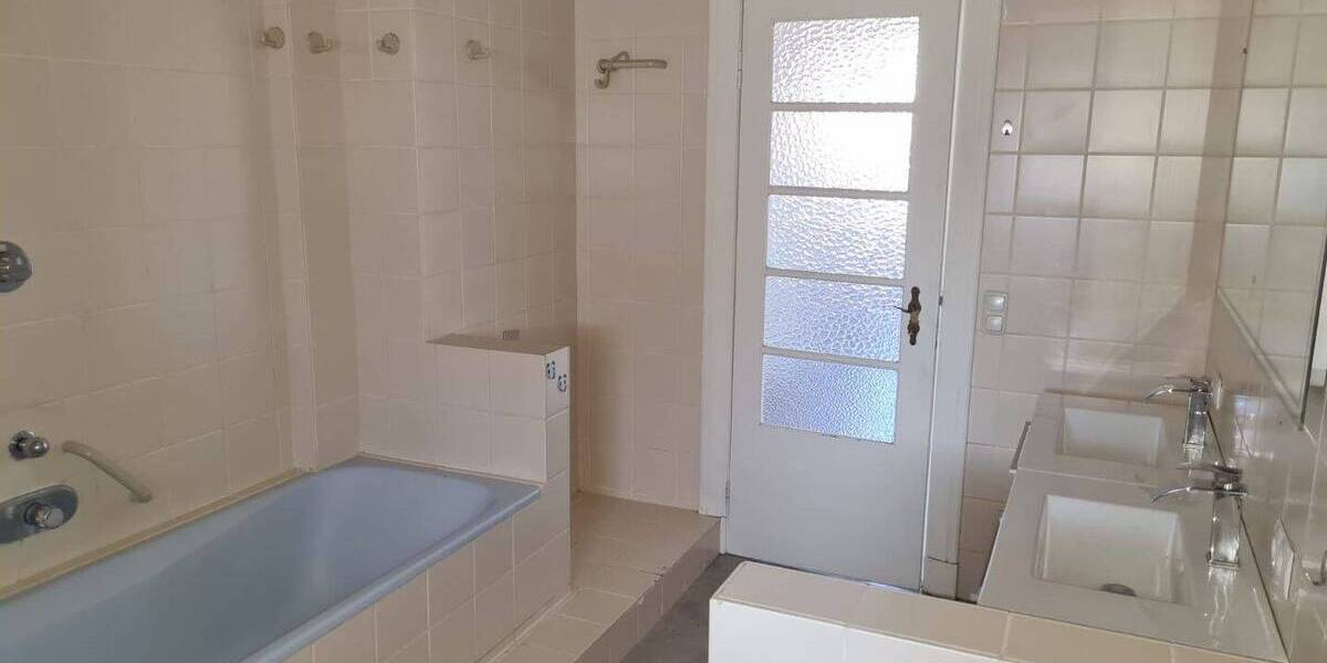 Mehrfamilienhaus, Wohnhaus Varel - 1 Zimmer, 300 m&sup2;, 425.000&euro; | Angebot:26501896