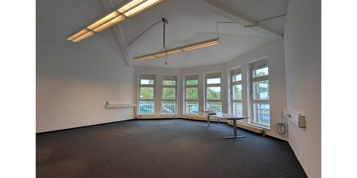 Gewerbeobjekt Oldenburg Drielaker-Moor - 3.100&euro; | Angebot:22948153