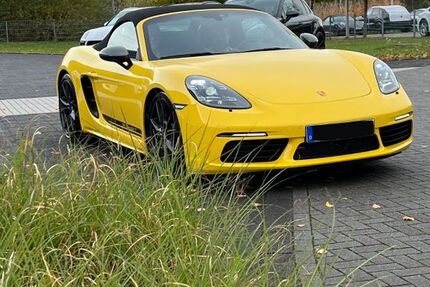 Porsche Boxster 21.000 km 76.900 &euro; Hatten 26209