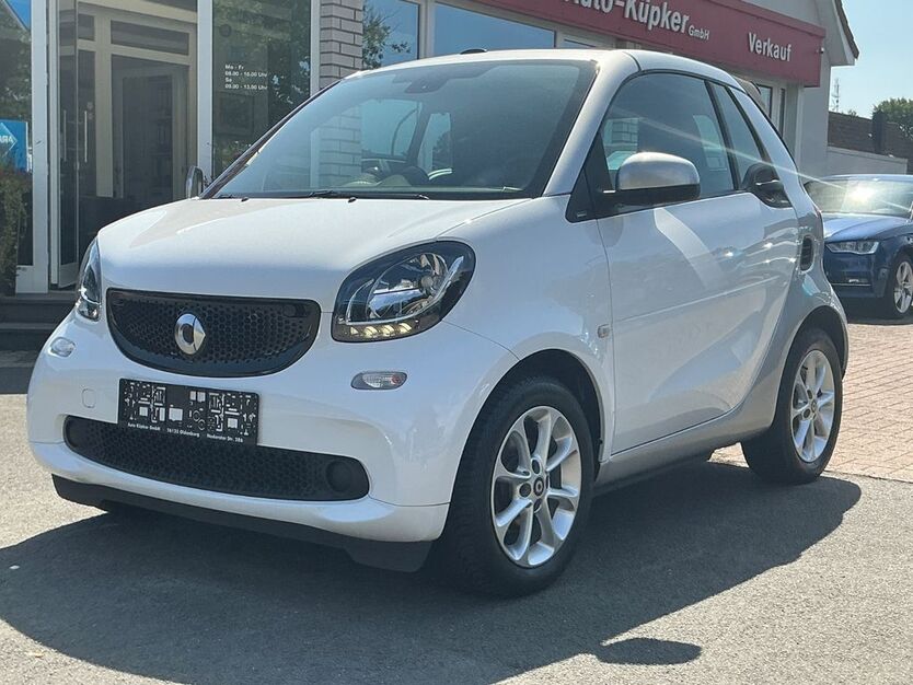 Smart ForTwo 41.990 km 9.900 € Oldenburg 26125