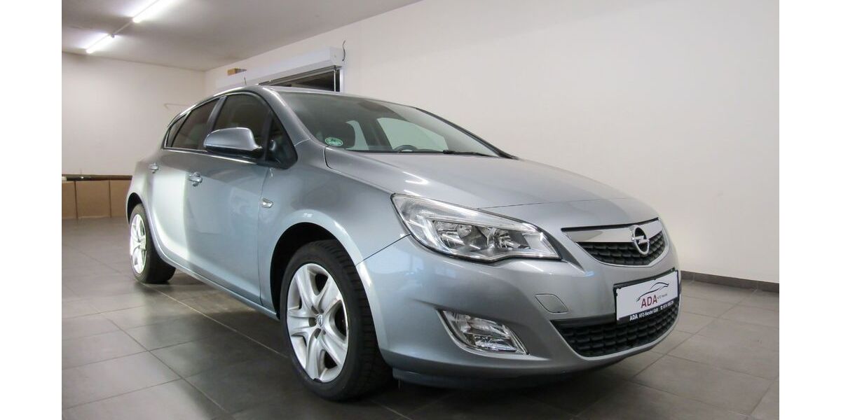 Opel Astra 74.500 km 6.790 € Oldenburg 26125