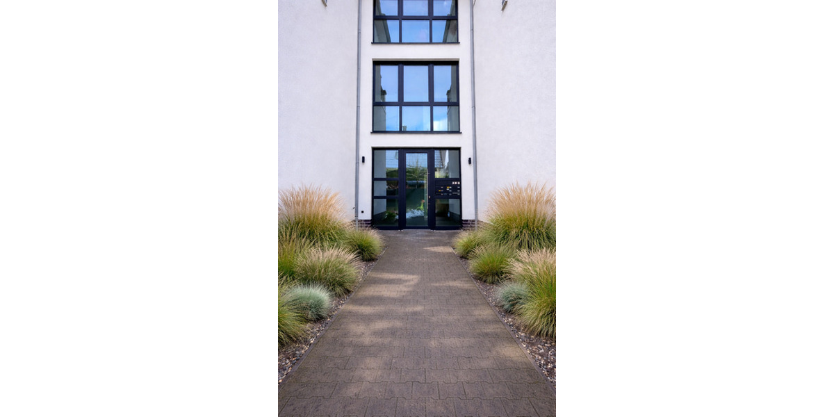 Neuwertige 2-Zimmer-Eigentumswohnung mit 35 m² Balkon, Aufzug & Stellplatz – zentral und ruhig in Oldenburg-Eversten 2 zimmer