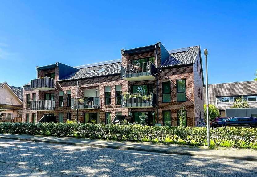 Wohnung zum Mieten in Rastede 1.175 € 102.73 m²