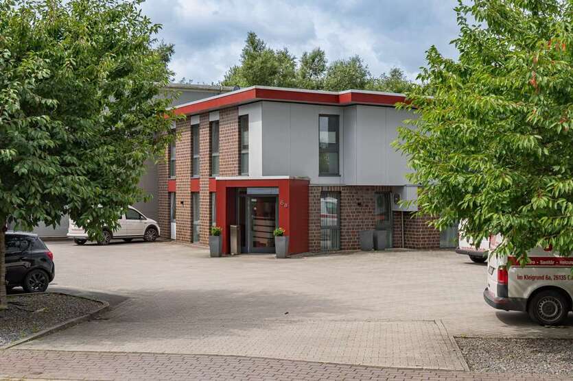 Halle in Oldenburg 890.000 € 304 m²