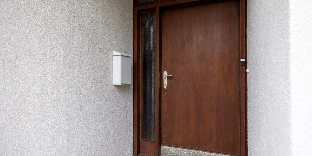 *** 3 WE - 1 WE frei - 2 vermietet - BELIEBTE LAGE in GUTER NACHBARSCHAFT *** 7 zimmer