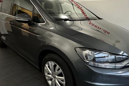 VW Touran 67.456 km 26.490 &euro; Friesoythe 26169