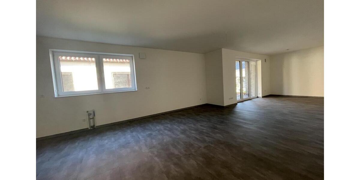 Erdgeschoßwohnung Delmenhorst Deichhorst - 3 Zimmer, 116 m&sup2;, 1.390&euro; | Angebot:24801210