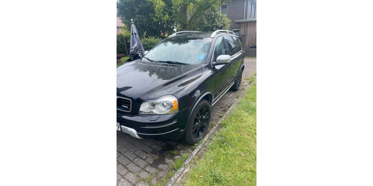 Volvo XC90 57.000 km 24.900 &euro; Oldenburg 26125
