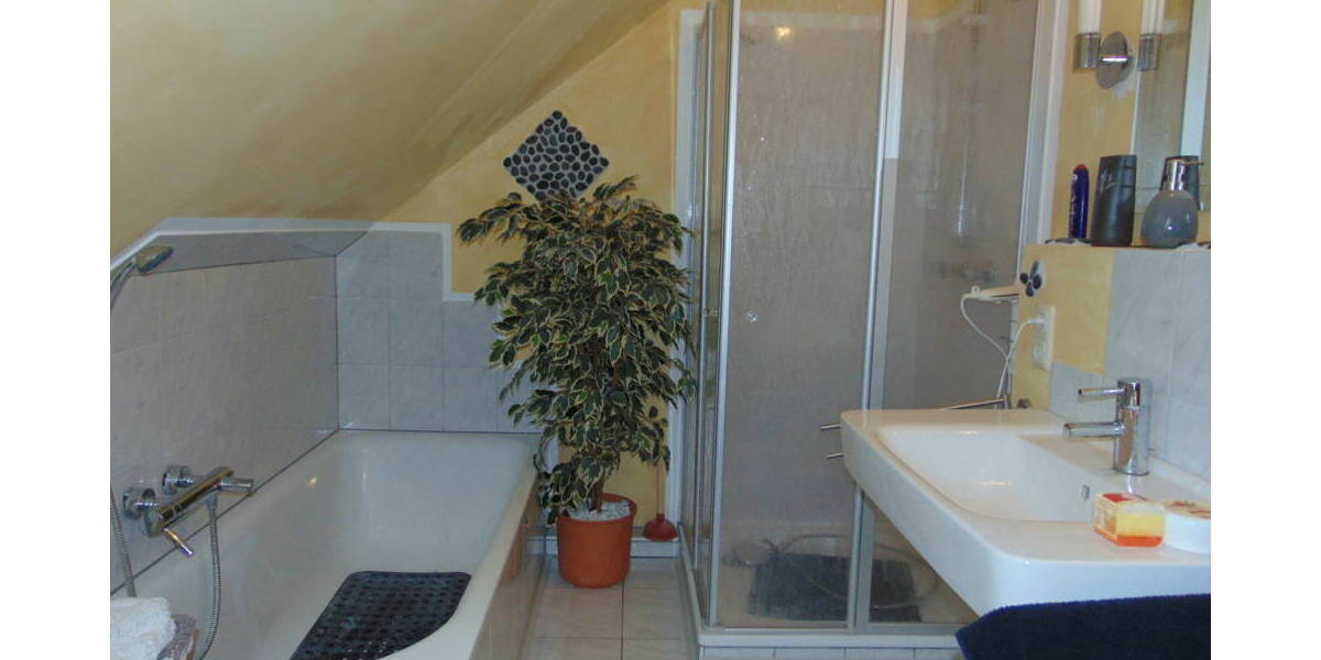 Mehrfamilienhaus, Wohnhaus Rastede Südende I - 7 Zimmer, 178 m&sup2;, 298.000&euro; | Angebot:26657103