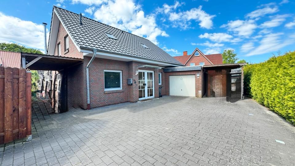 Einfamilienhaus mit Garage in Hatten Sandkrug