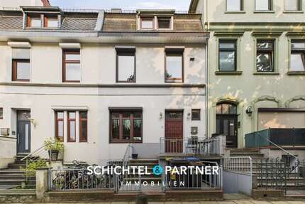 Haus zum Kaufen in Bremen 725.000 € 237.42 m² 8 zimmer