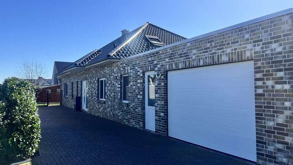 Haus zum Kaufen in Bösel 539.000 € 243.73 m²