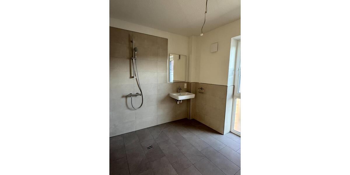 Großzügige Erdgeschosswohnung am Fliegerhorst 3 zimmer