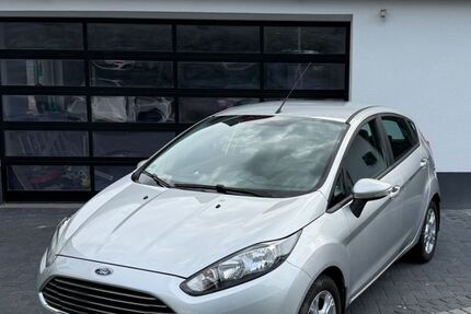 Ford Fiesta 51.000 km 6.790 € Delmenhorst 27751