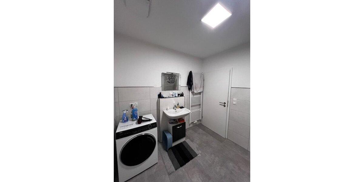 Dachgeschoßwohnung Oldenburg Eversten - 3 Zimmer, 74 m&sup2;, 1.000&euro; | Angebot:26447585