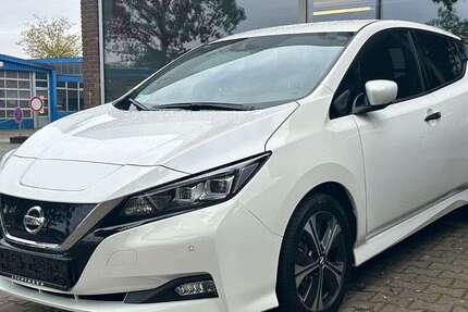 Nissan Leaf 63.000 km 13.990 &euro; Oldenburg 26125