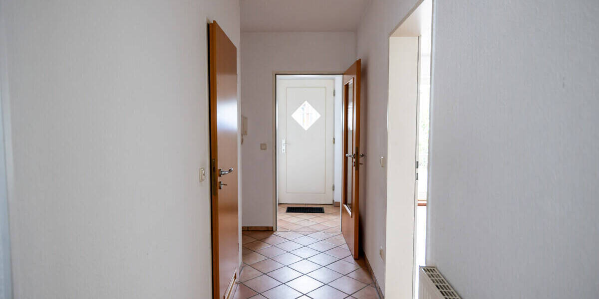 Reihenmittelhaus Delmenhorst Mitte - 5 Zimmer, 108 m&sup2;, 269.000&euro; | Angebot:25737688