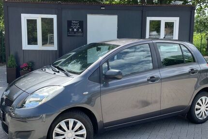 Toyota Yaris 129.536 km 4.499 &euro; Oldenburg 26125