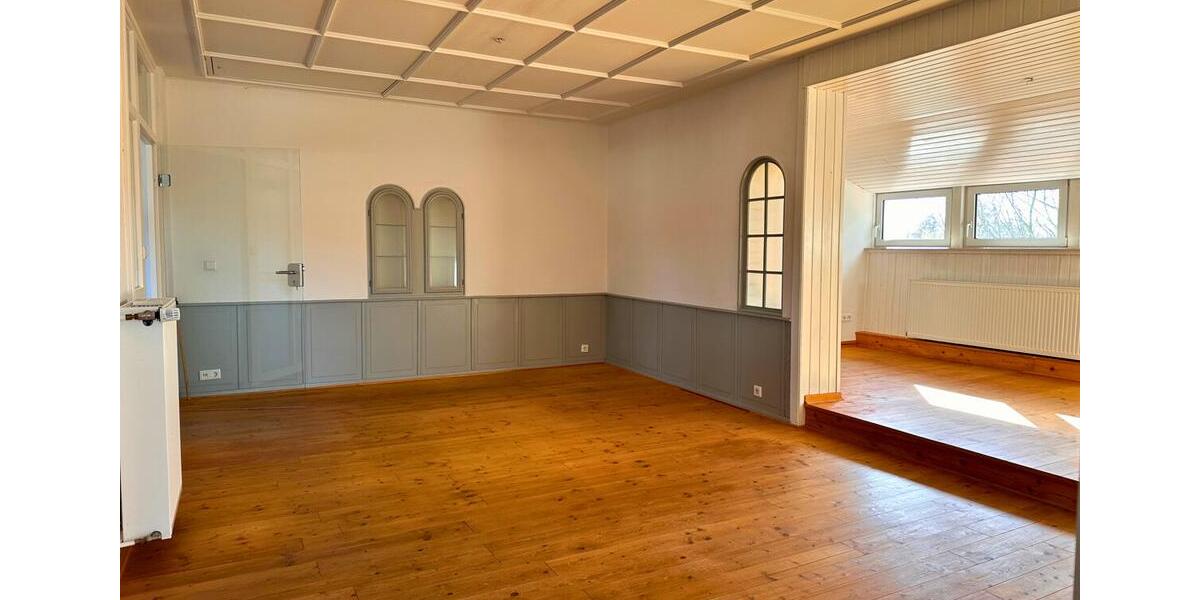 Dachgeschoßwohnung Wardenburg - 4 Zimmer, 130 m&sup2;, 950&euro; | Angebot:25377061