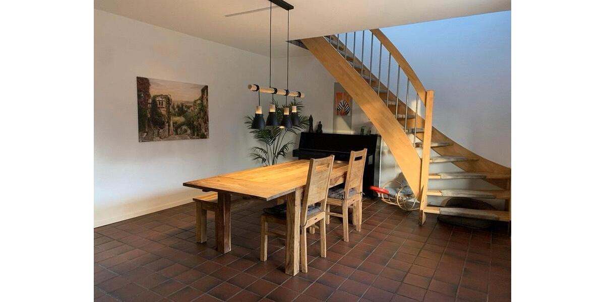 Einfamilienhaus Edewecht - 7 Zimmer, 263 m&sup2;, 2.290&euro; | Angebot:26225549