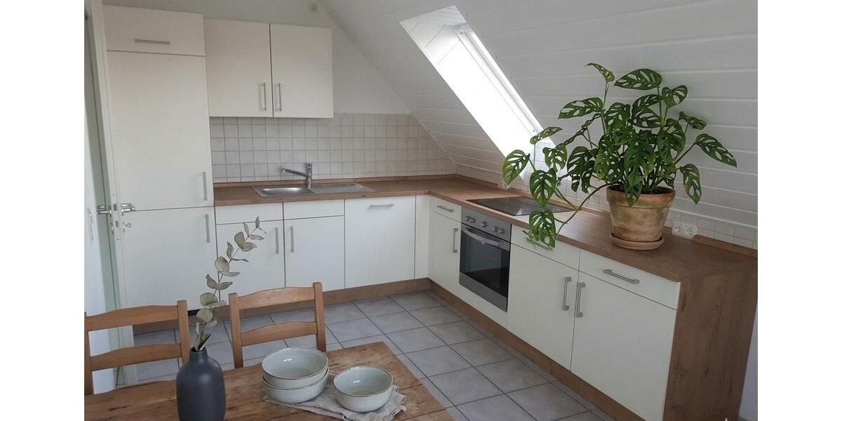 Dachgeschoßwohnung Edewecht - 2 Zimmer, 63 m&sup2;, 580&euro; | Angebot:25408689