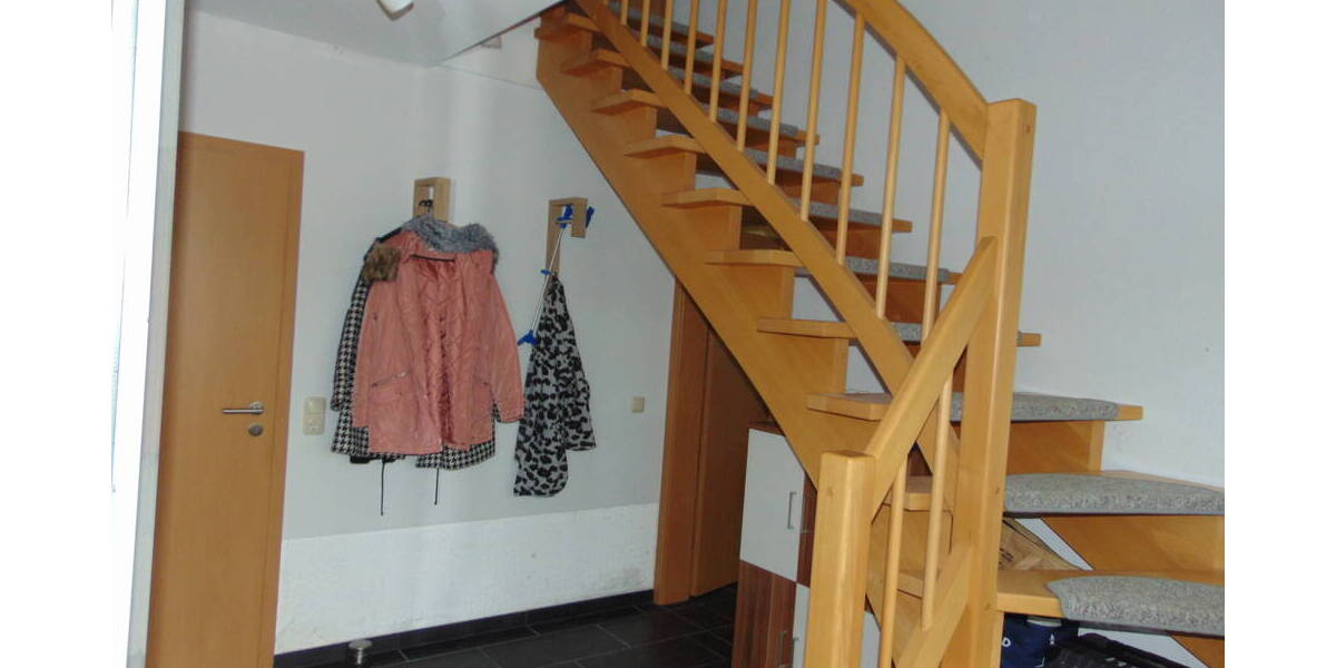 Mehrfamilienhaus, Wohnhaus Rastede Südende I - 7 Zimmer, 178 m&sup2;, 298.000&euro; | Angebot:26657103