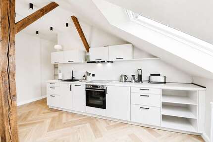 Zimmer Oldenburg Dobbenviertel - 1 Zimmer, 1.190&euro; | Angebot:26803884