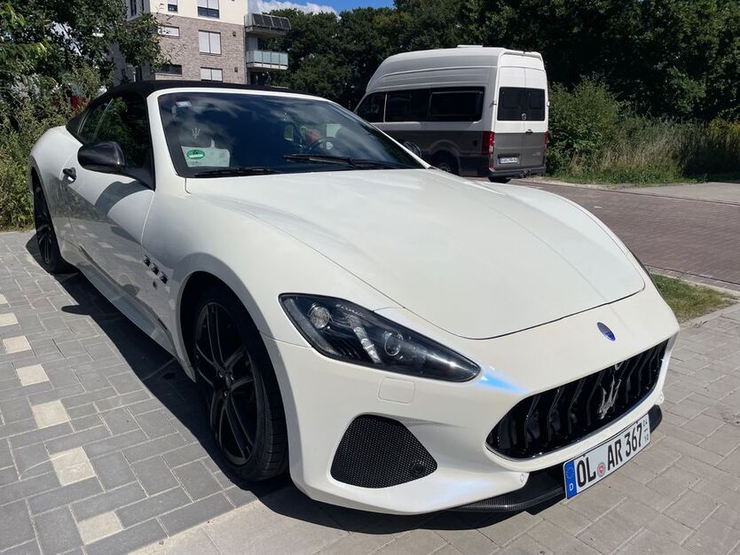 Maserati GranCabrio 15.100 km 107.500 € Oldenburg 26131