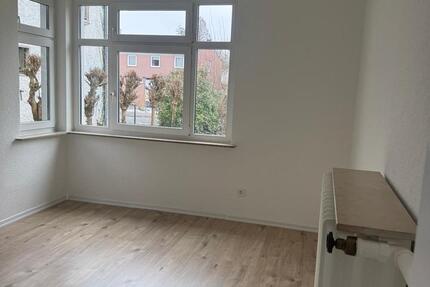 Wohnung Delmenhorst Deichhorst - 5 Zimmer, 139 m&sup2;, 1.500&euro; | Angebot:24864753