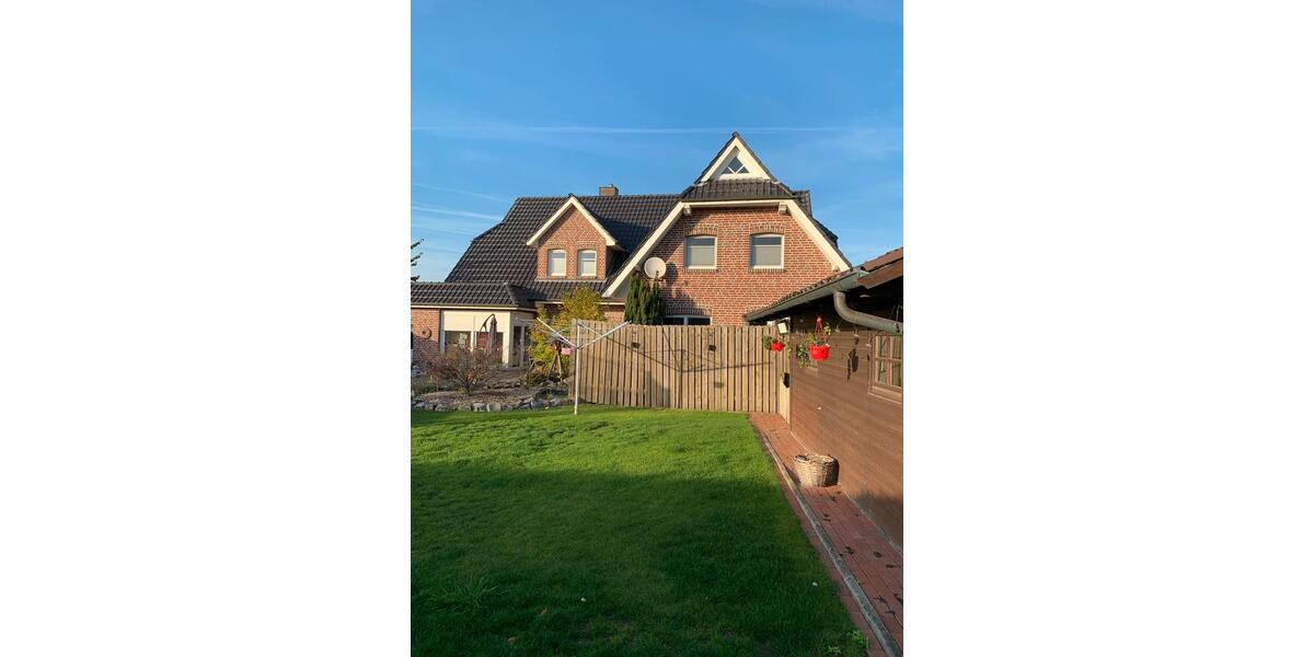 Einfamilienhaus Bösel - 12 Zimmer, 300 m&sup2;, 579.000&euro; | Angebot:26223376