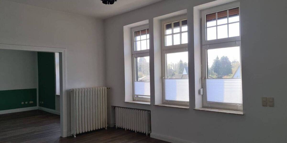 Mehrfamilienhaus, Wohnhaus Varel - 1 Zimmer, 300 m&sup2;, 425.000&euro; | Angebot:26501896
