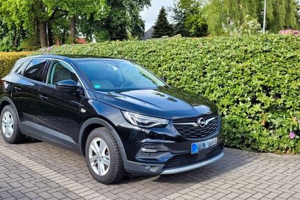 Opel Grandland (X) 108.000 km 13.500 &euro; Oldenburg 26123