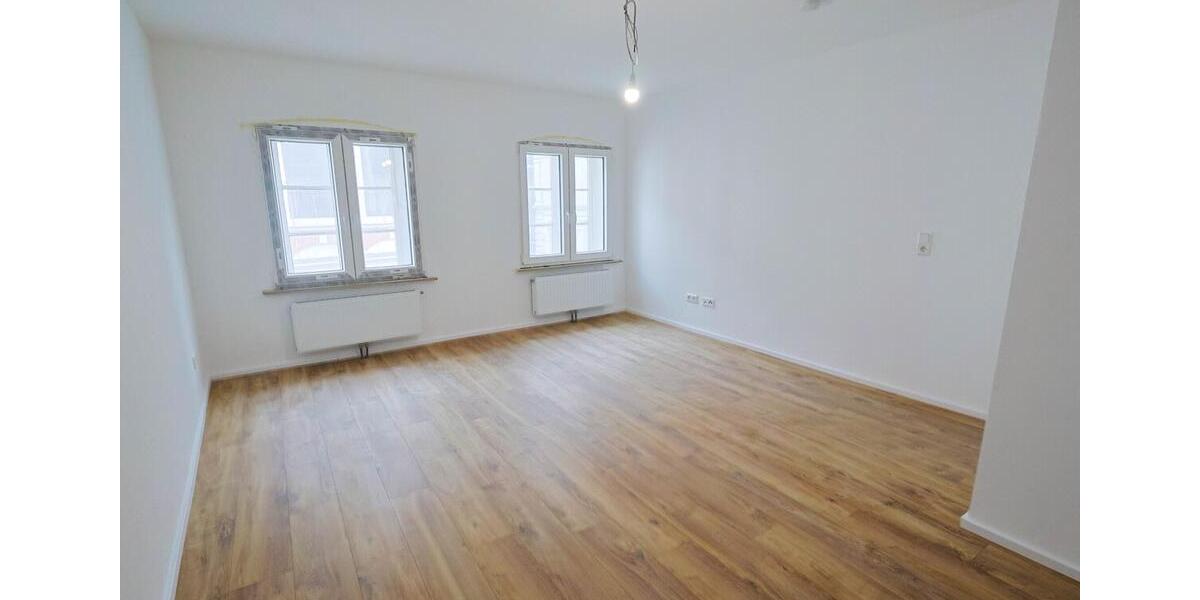 Dachgeschoßwohnung Oldenburg Dobbenviertel - 5 Zimmer, 137 m&sup2;, 1.438&euro; | Angebot:25872609