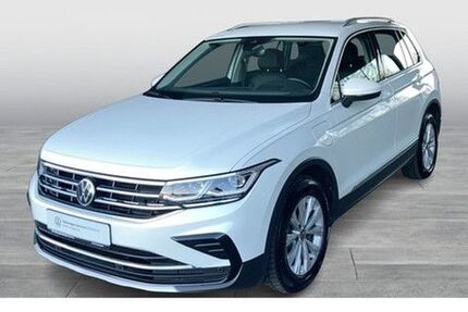 VW Tiguan 37.247 km 28.975 &euro; Oldenburg 26135