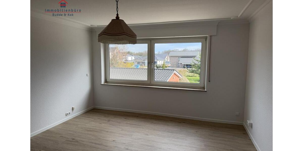 Doppelhaushälfte Friesoythe - 7 Zimmer, 233 m&sup2;, 1.500&euro; | Angebot:26247200