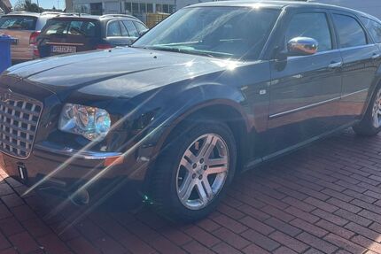 Chrysler 300C 246.000 km 4.500 &euro; Rastede 26180