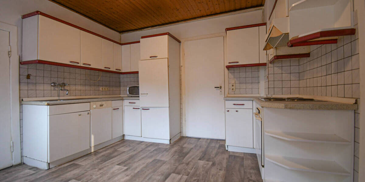 Einfamilienhaus Bösel Edewechterdamm - 1 Zimmer, 314 m&sup2;, 332.000&euro; | Angebot:25692598