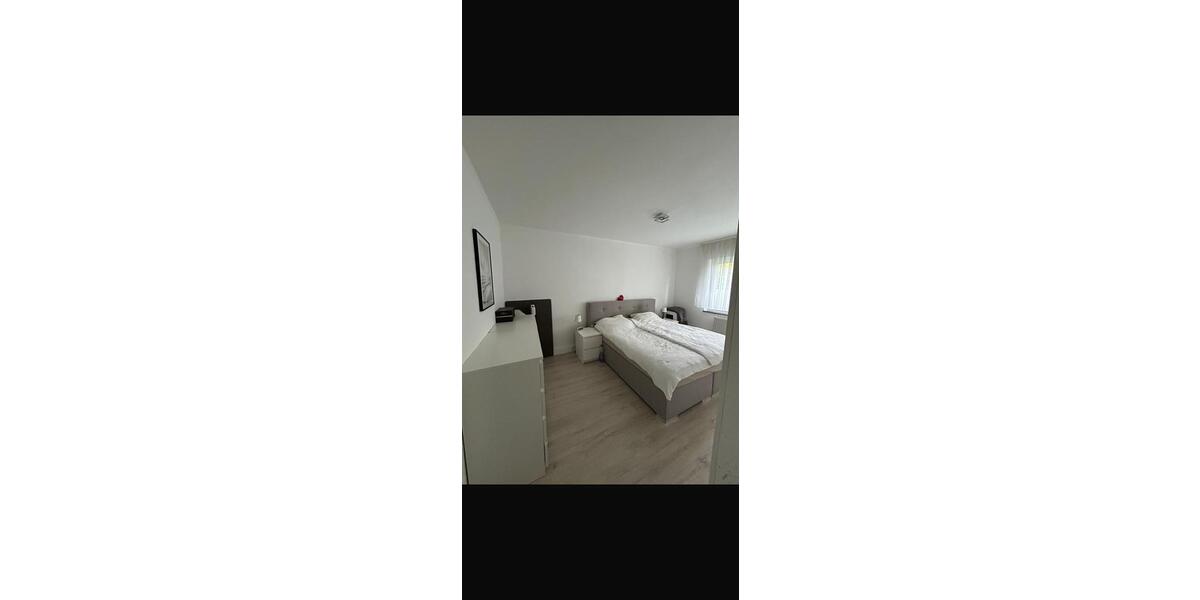 Erdgeschoßwohnung Delmenhorst - 3 Zimmer, 75 m&sup2;, 900&euro; | Angebot:26224099